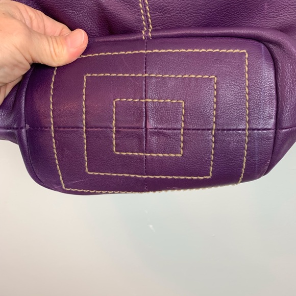 Tignanello purple leather handbag - Picture 6 of 6
